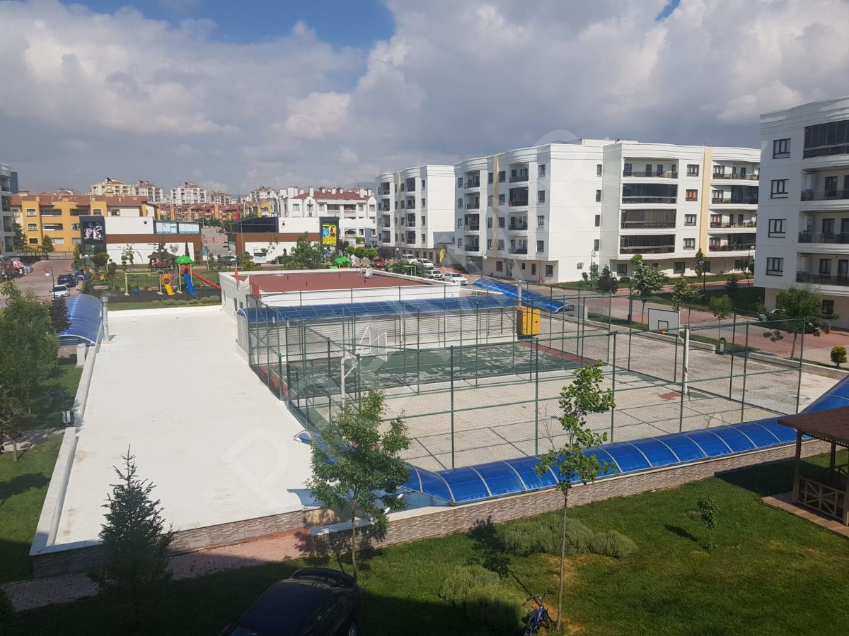 Bakyapı Prestij Park 155 M2, Eşyalı, Ara Kat, 1.600 Tl