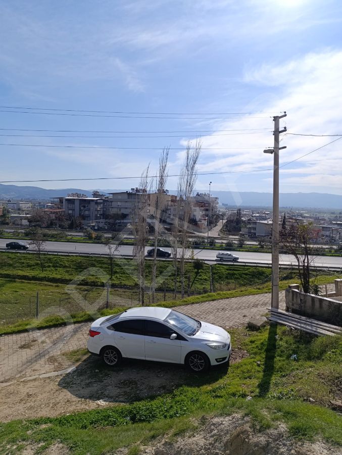 Ovaeymir Mahallesinde Satılık Konut İmarlı Arsa