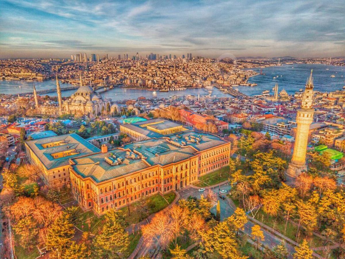 İstanbul Fatih'te Projesi Onaylı Satılık Ticarî Arsa