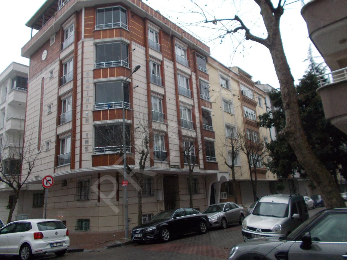 Güneşlide Satılık 2+1 PREMAR