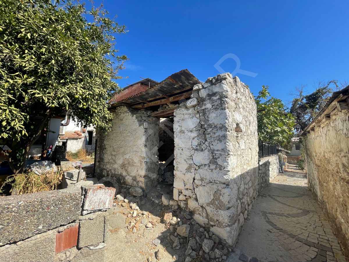 Premar Datça Reşadiye'de 116m2 Arsa İçinde Eski Köy Evi