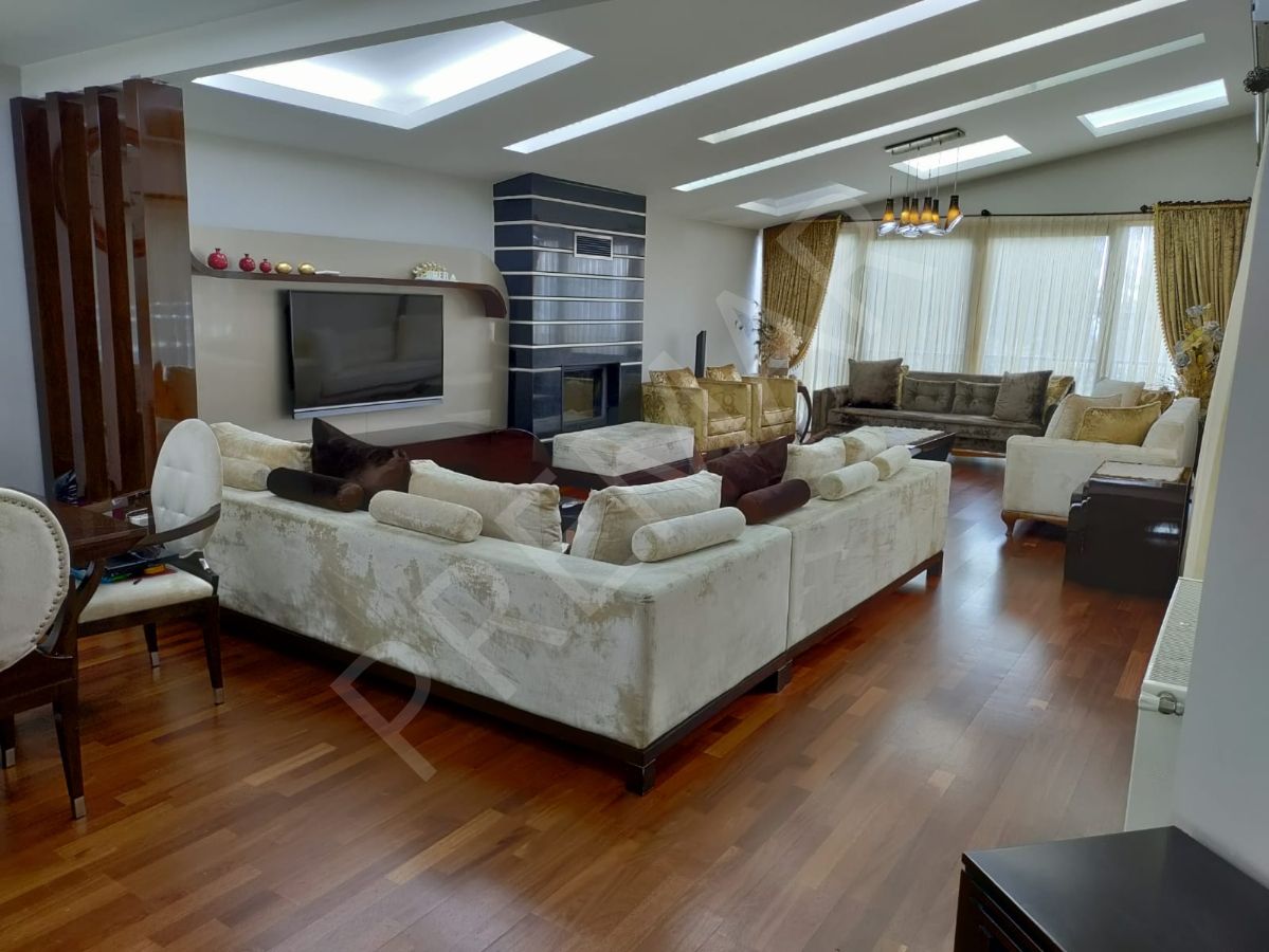Mudanya Göynüklüde Muhteşem Manzaralı Satılık Villa