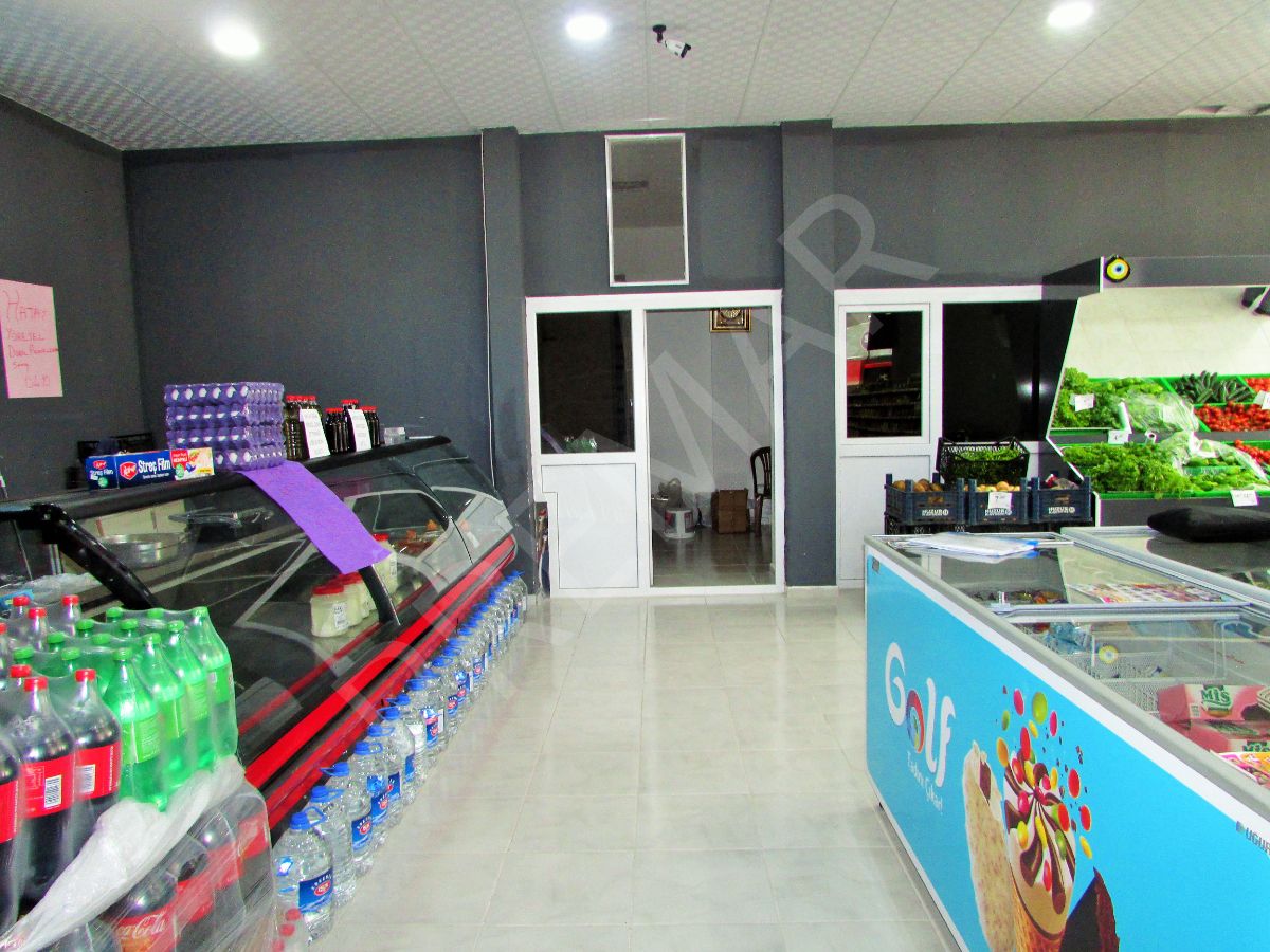 Şirintepe'de Geniş Cepheli, Önü Açık 410 M2 Satılık Dükkan !!!!