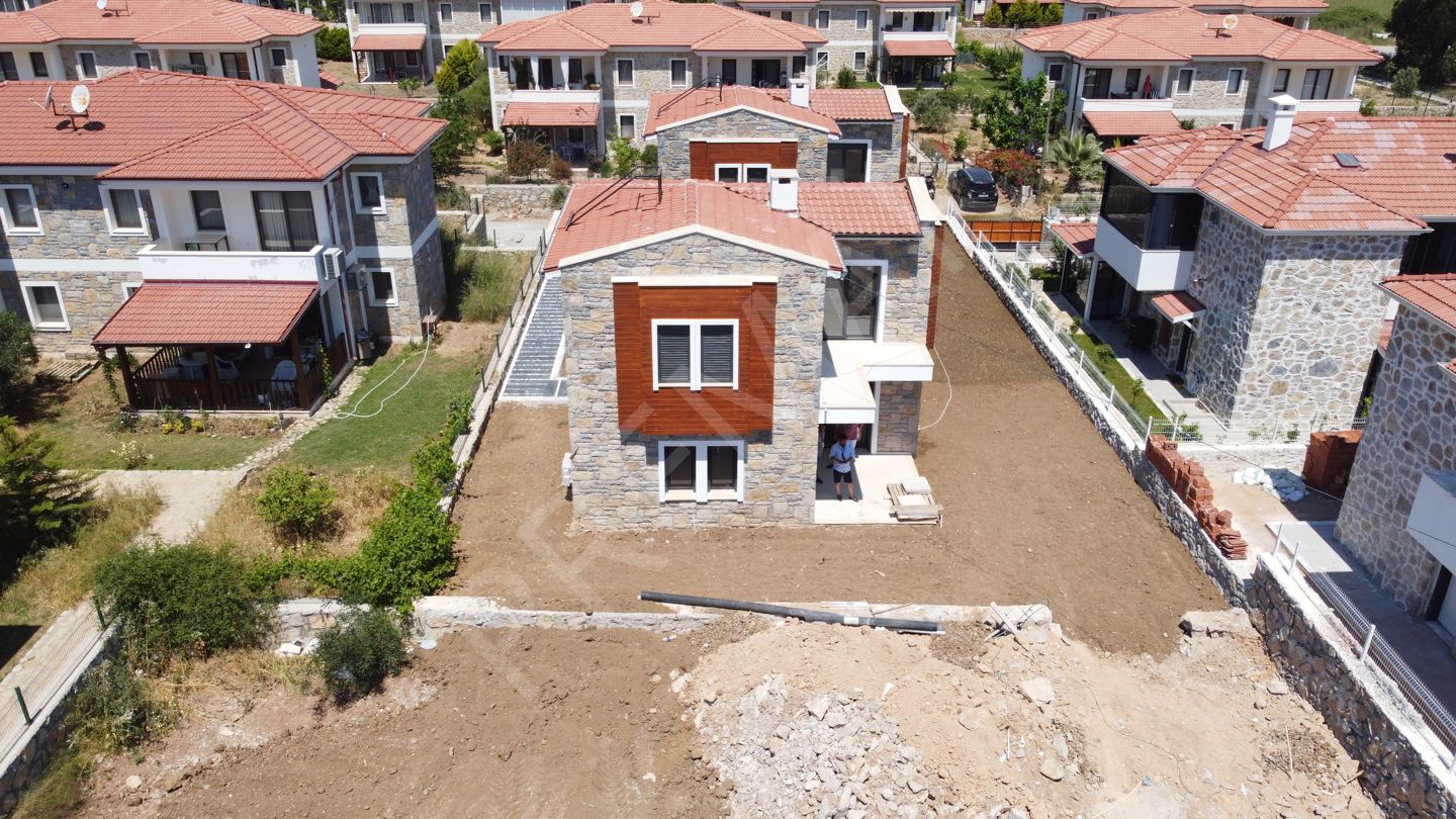 Premar Datça Burgaz'da Denize Çok Yakın Müstakil Yepyeni Villalar