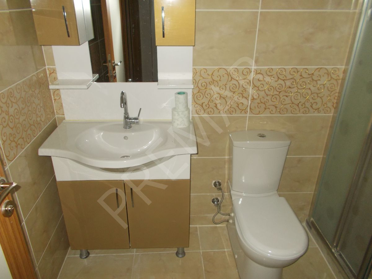 Güneşlide Satılık 2+1 PREMAR