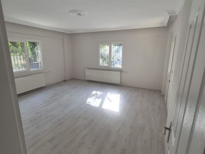 1gazi Mahallesinde Optimum Avm Yakın 3+1 Daire